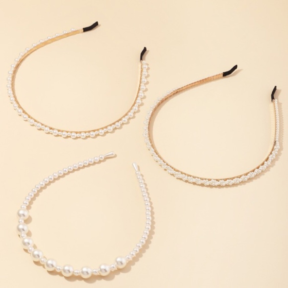 Simple pearl Hairband - Picture 2 of 3